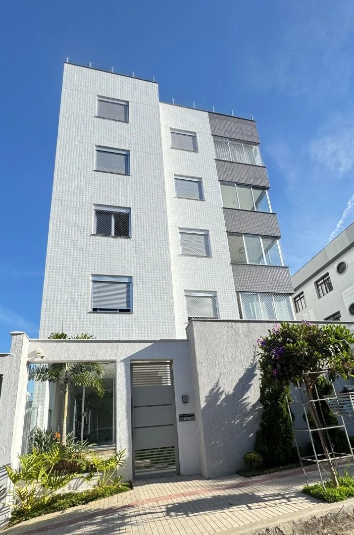 Apartamento com Área Privativa no Jardim da Cidade – Betim