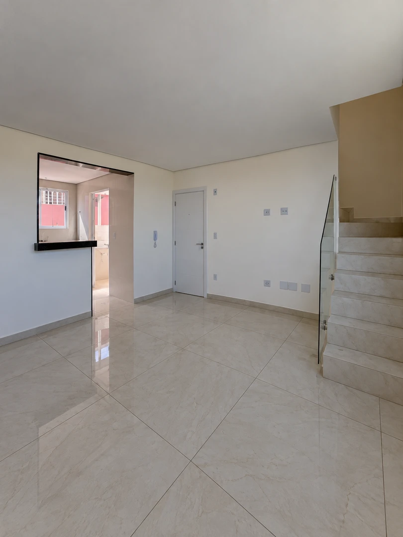 COBERTURA DUPLEX DE ALTO PADRÃO | 3 QUARTOS, SUÍTE, 2 VAGAS E ÁREA PRIVATIVA.