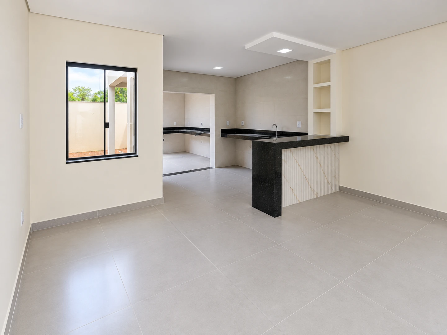 CASA À VENDA NO BAIRRO SENHORA DAS GRAÇAS – 3 QUARTOS, SUÍTE COM SACADA E ÁREA GOURMET